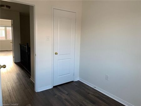 For Lease - 2171 Fiddlers Way Unit# 4, Oakville, Ontario - Photo 4