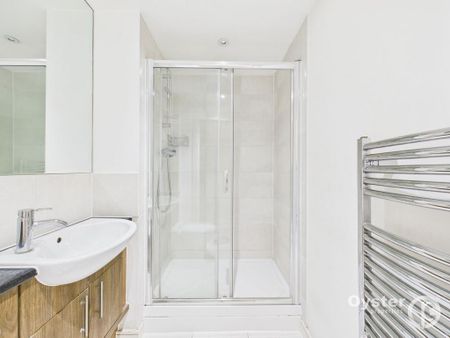 2 bedroom flat to rent - Photo 4