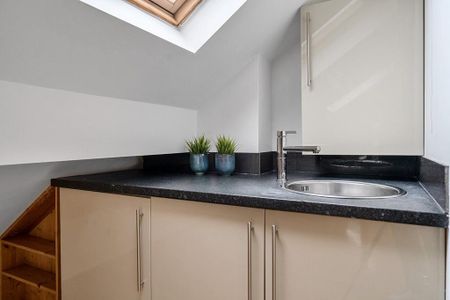 Property to rent - Photo 3