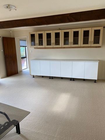 Full furniture provided , ready to move in - Photo 5