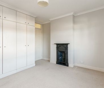 2 bedroom cottage to rent - Photo 2