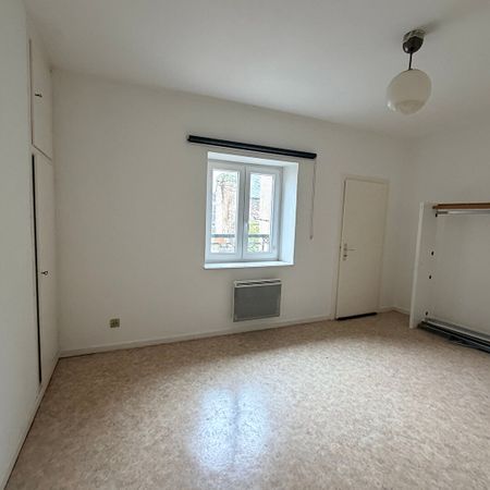 Location Appartement 2 pièces 64m² - Photo 4