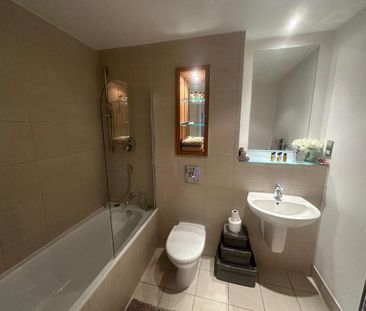 2 bedroom apartment to rent - Photo 6