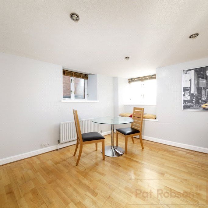 Love Lane, Newcastle Upon Tyne - Photo 1