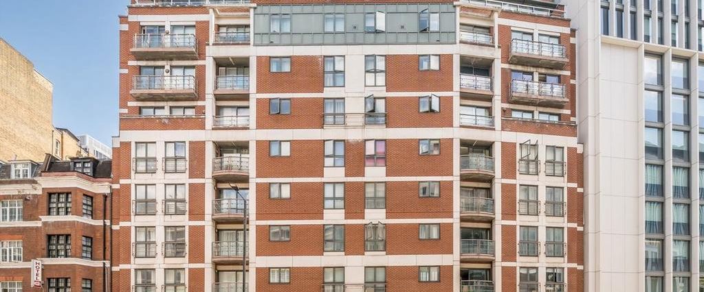 3 bedroom flat to rent - Photo 1