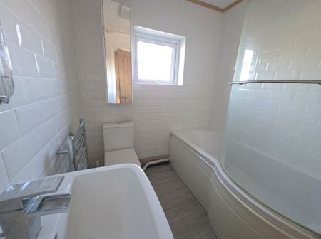 Townsend Square, Sunderland - Photo 5