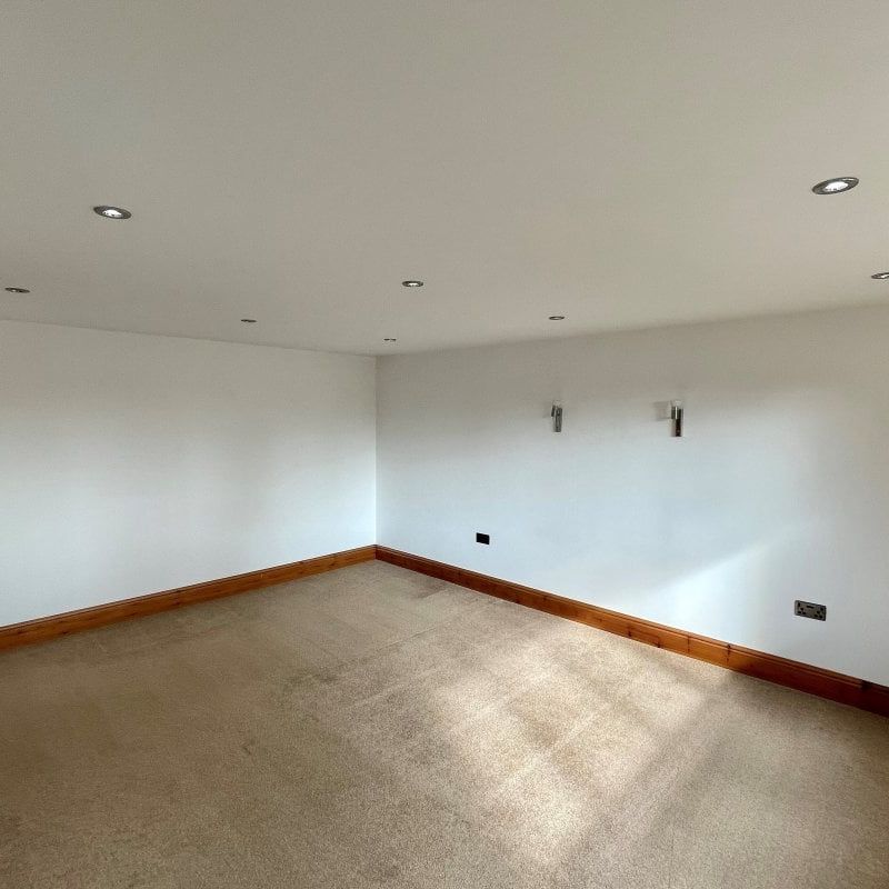 High Street - Photo 1