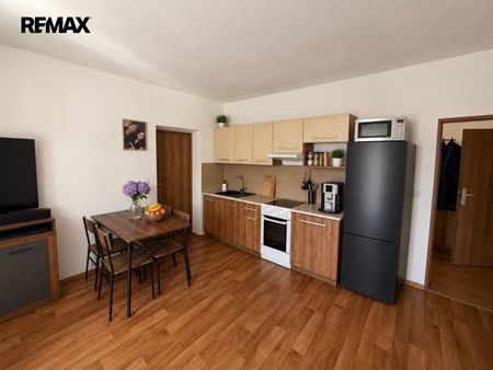 Pronájem bytu 2+kk v osobním vlastnictví 52 m², Hodonín - Photo 2