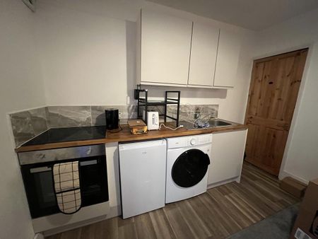 1 bedroom ground floor maisonette to rent - Photo 5