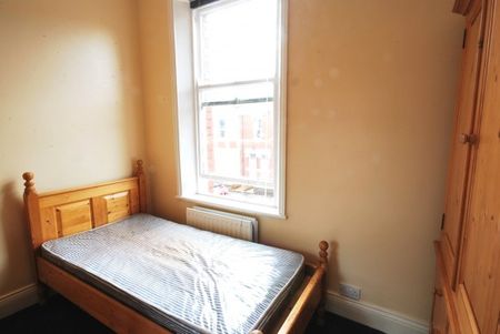 6 Bed - Shortridge Terrace, Jesmond - Photo 4