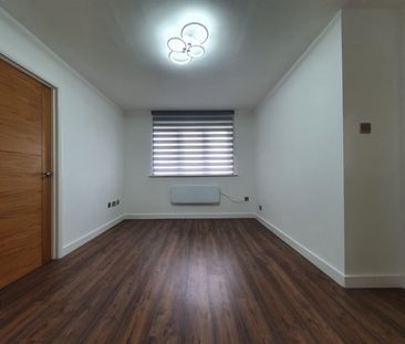 Larmans Road, Enfield EN3, London - Photo 5