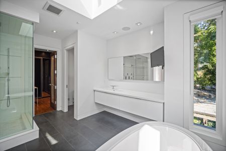 For Lease - 99 Crescent Road, Toronto, Ontario - Photo 2