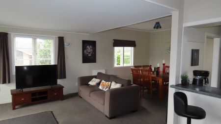 Spacious 3-Bedroom Home - Photo 5