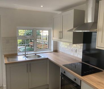 3 bedroom terraced house to rent - Photo 6