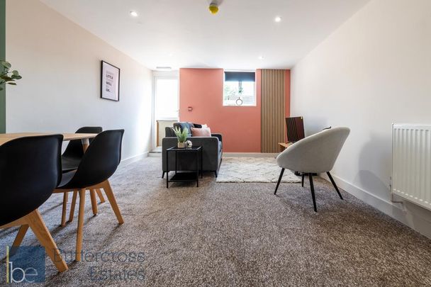 1 bedroom in a house share to rent - Photo 1