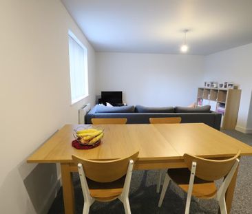 2 bedroom apartment to rent - Photo 6