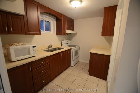 259 Mcnicoll Avenue #Lower Unit Apt - Photo 4