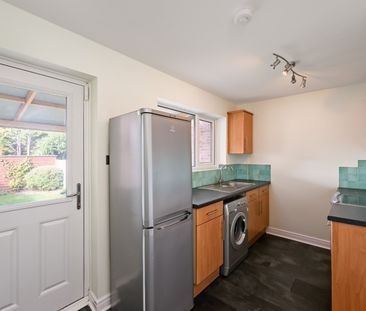 1 bedroom terraced house to rent - Photo 5