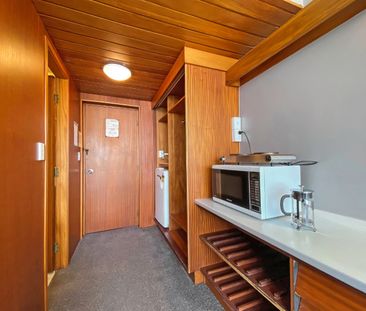 Welcome to apartment 424 in Sharella Studios. - Photo 6