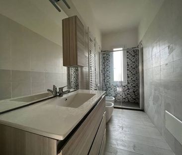 Ampio quadrilocale ristrutturato in zona Massarenti - Photo 3