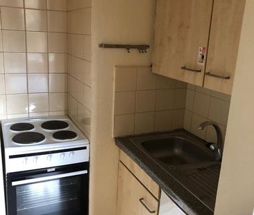 Studio Flat, Chatsworth Road, NW2 - Photo 6
