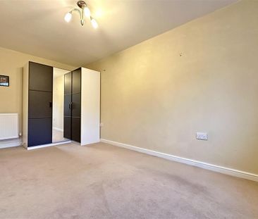 4 bedroom townhouse to rent - Photo 6