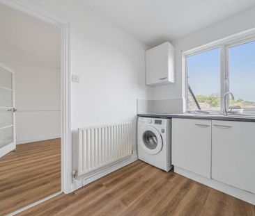 2 bedroom maisonette to rent - Photo 1