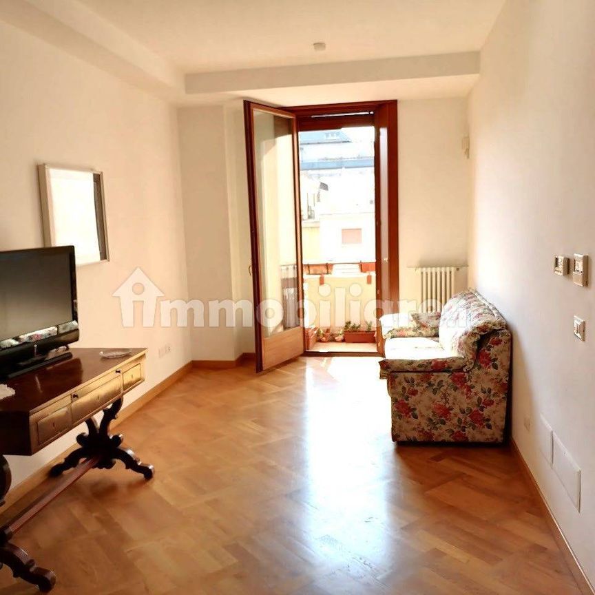 Bilocale via Mariano Stabile 164, Politeama - Ruggiero Settimo, Palermo - Photo 1