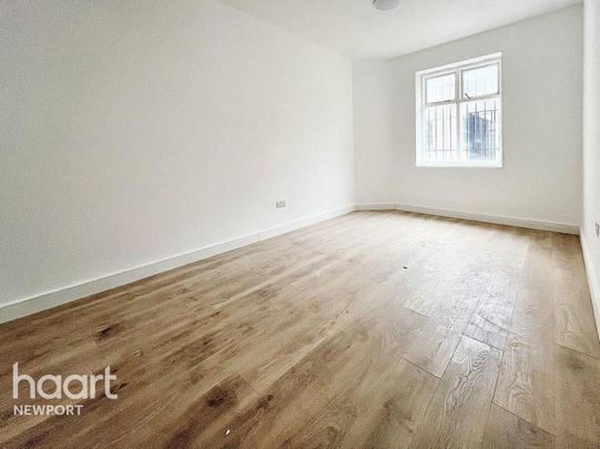 3 bedroom apartment to rent - Photo 1