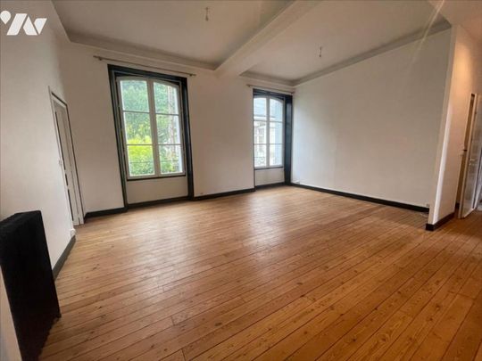 Très bel appartement F3 79 M2 avec grand séjour et stationnement - Photo 1