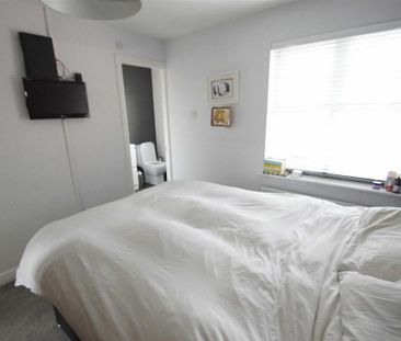 3 bedroom detached house to rent - Photo 6