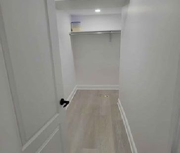 For Lease - 8 Chestermere Crescent Unit# Lower Level, Brampton, Ont... - Photo 4