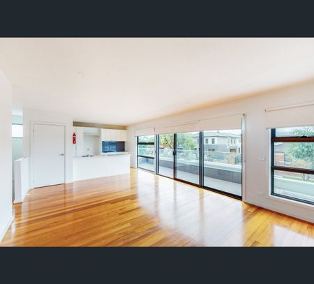 1/15 Callander Road, Pascoe Vale, Vic 3044 - Photo 5