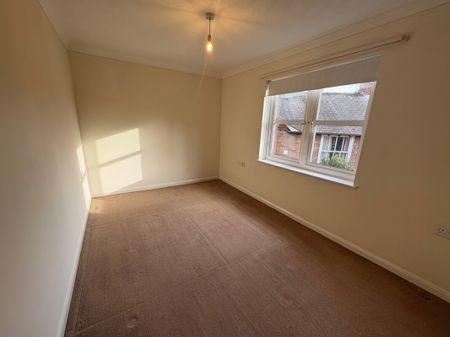 Fir Lodge Court, Northallerton - Photo 2