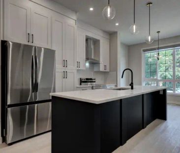 2405-M 4th Street NE | 2405 4 Street Northeast, Calgary - Photo 1