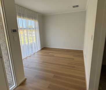 Brand New Townhouse Living in the Heart of Riverside Estate - Photo 1