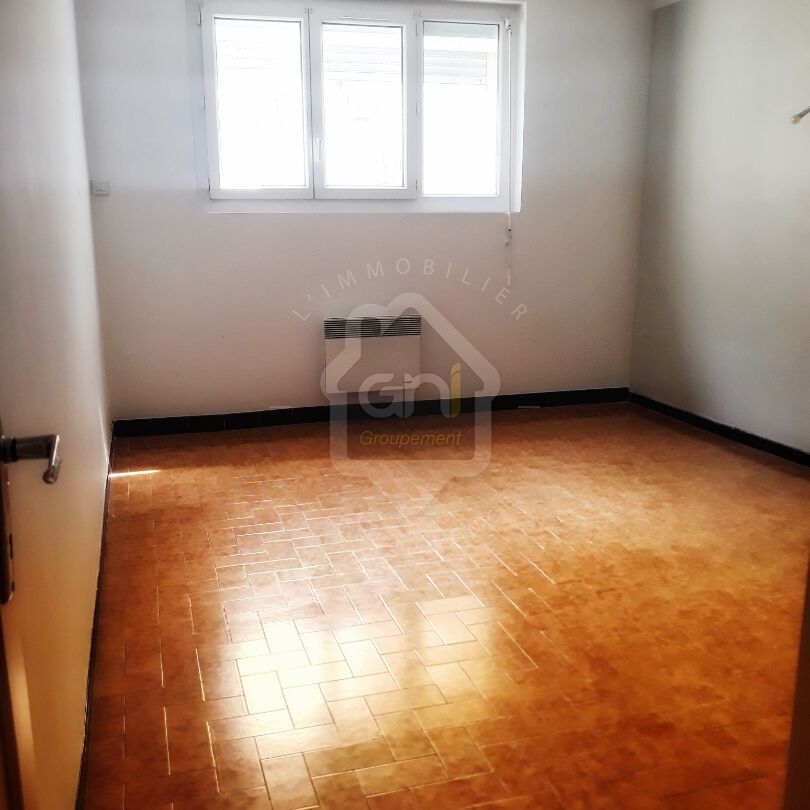 Appartement à louer à Barjols T5 - 142 m2, - Photo 1