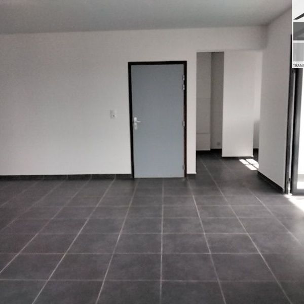 Location Appartement 3 pièces 79m² CAYENNE 97300 - Photo 1