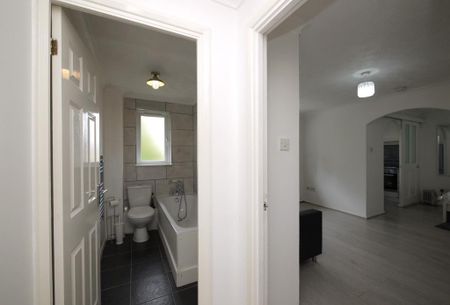 Studio to rent - Photo 5