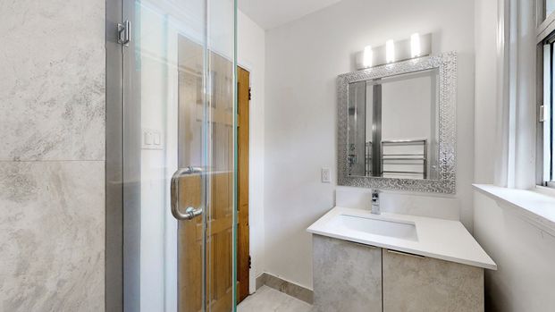 For Lease - 365 Osiris Drive, Richmond Hill, Ontario - Photo 1