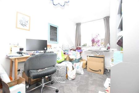 Burgoyne Road, London, SE25 - Photo 3