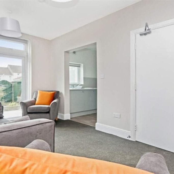 Boston Road, Horfield - Photo 1