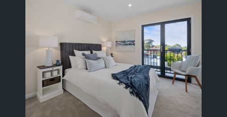 Near New Townhouse - Unfurnished - Photo 3