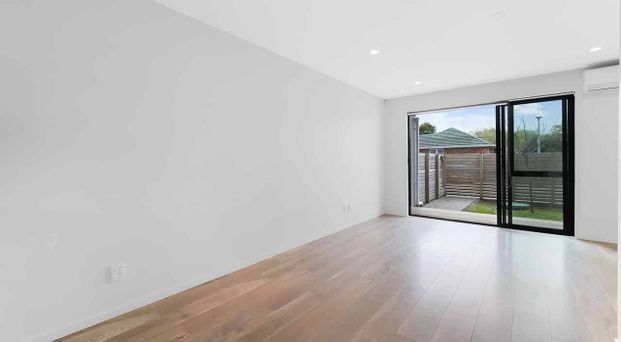 Modern 2-Bedroom + Study Terrace Home in Swanson - Photo 1