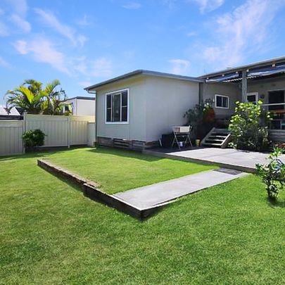 56 Lake Street, Forster NSW 2428 - House For Rent | Domain - Photo 1