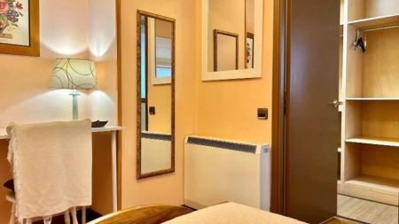 Piso de alquiler en Rúa Do Hórreo, 19, Ensanche - Sar - Photo 2