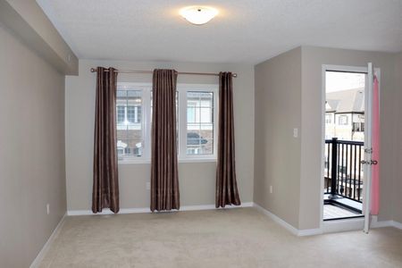 For Lease - 135 Giboulee Path, Oshawa, Ontario - Photo 4