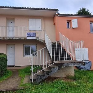 Appartement type 2 le Bourg à Fontannes - Photo 2