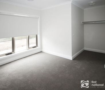 6 Canterbury Street, 3977, Cranbourne Vic - Photo 1