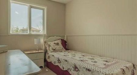 For Lease - 7 Pae Drive, Barrie, Ontario - Photo 2